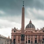 Sejarah Panjang Basilika Santo Petrus: Pembangunan yang Berlanjut Selama Lebih dari 1 Abad